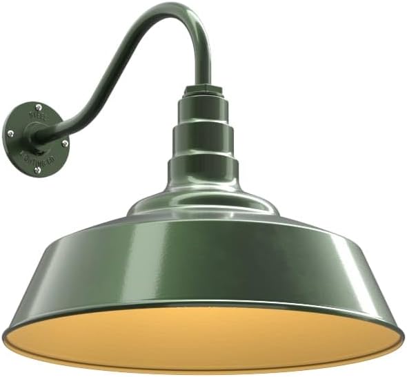 Hunter Green Exterior / Brass Interior