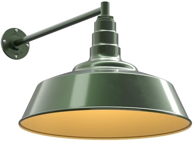 Hunter Green Exterior / Brass Interior