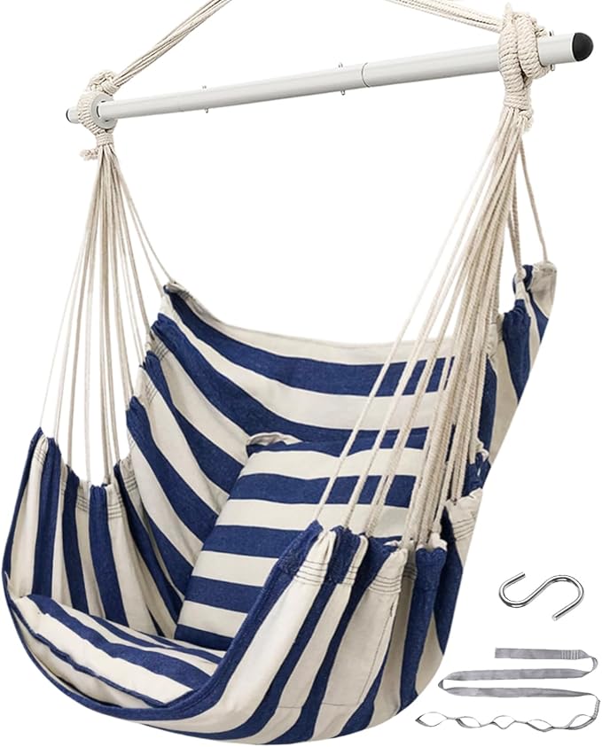1 Blue and White (With Pillows)