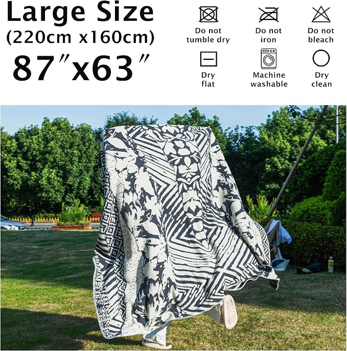 Aztec Black & White